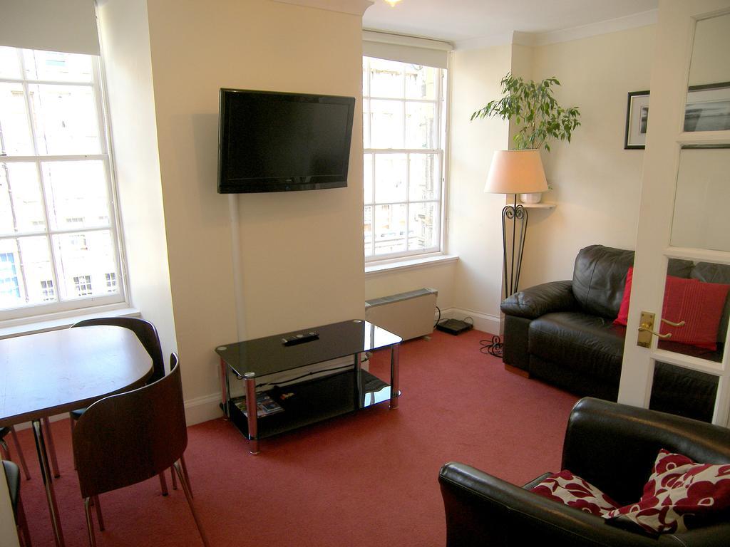 Royal Mile, Edinburgh - 2 Bedroom Apartment Chambre photo